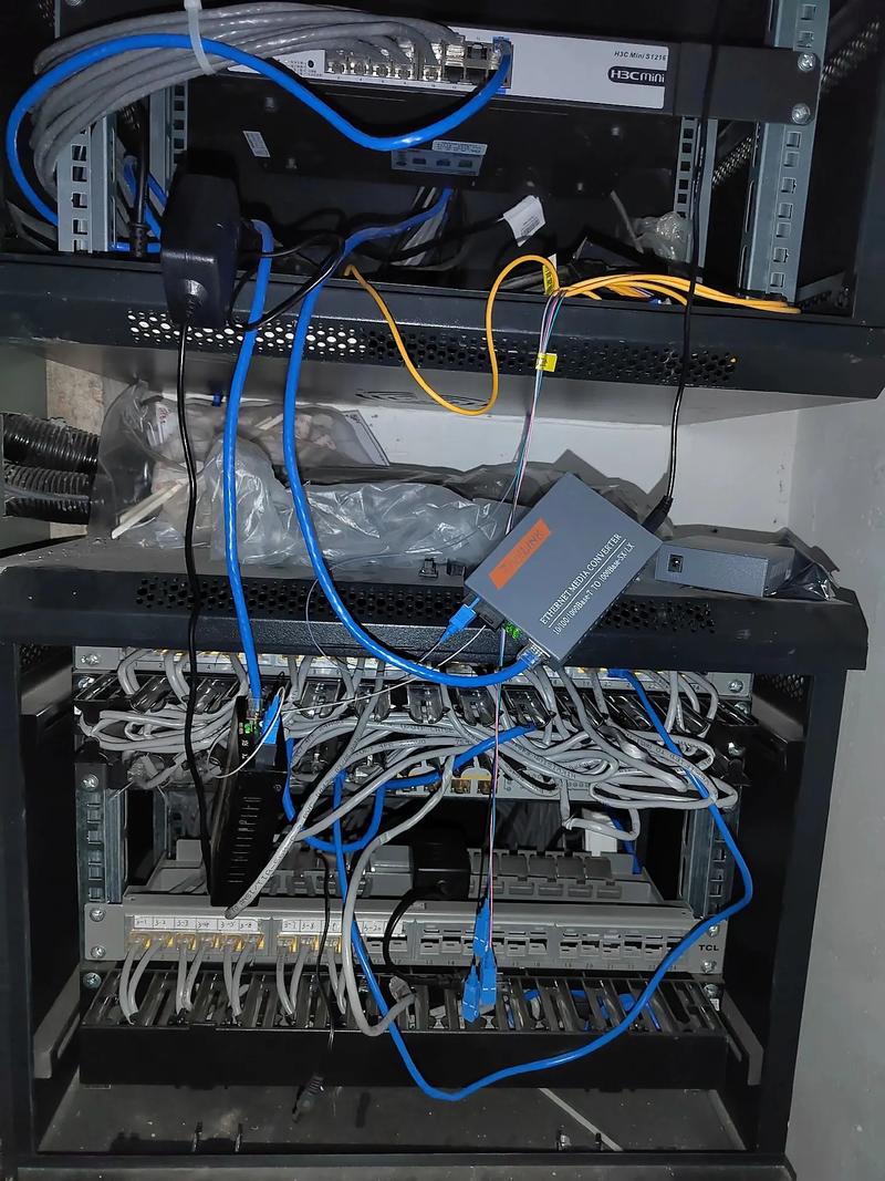 网络维护与监控安装 现代电脑维修的新维度